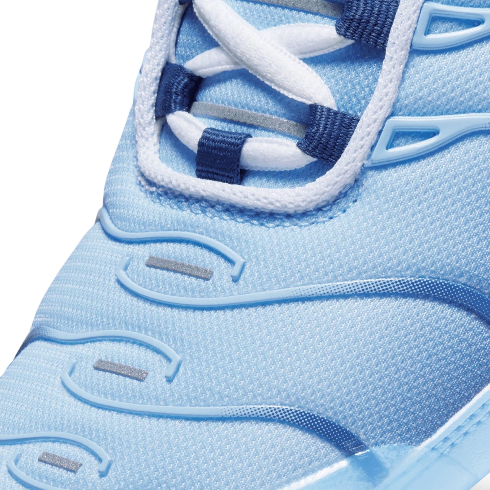 blue air max plus womens